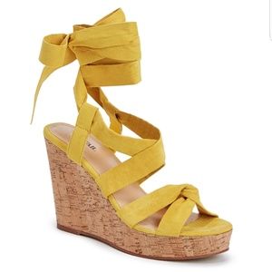 EUC Just Fab 'Harley' Wedge Sandals